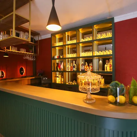 Cevik Palace Hotell 2*