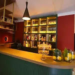 Cevik Palace Hotell 2*