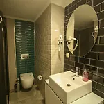 Cevik Palace فندق 2*