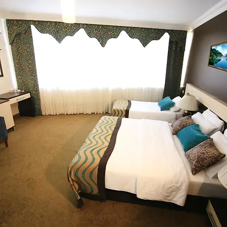 Cevik Palace 2* Antália